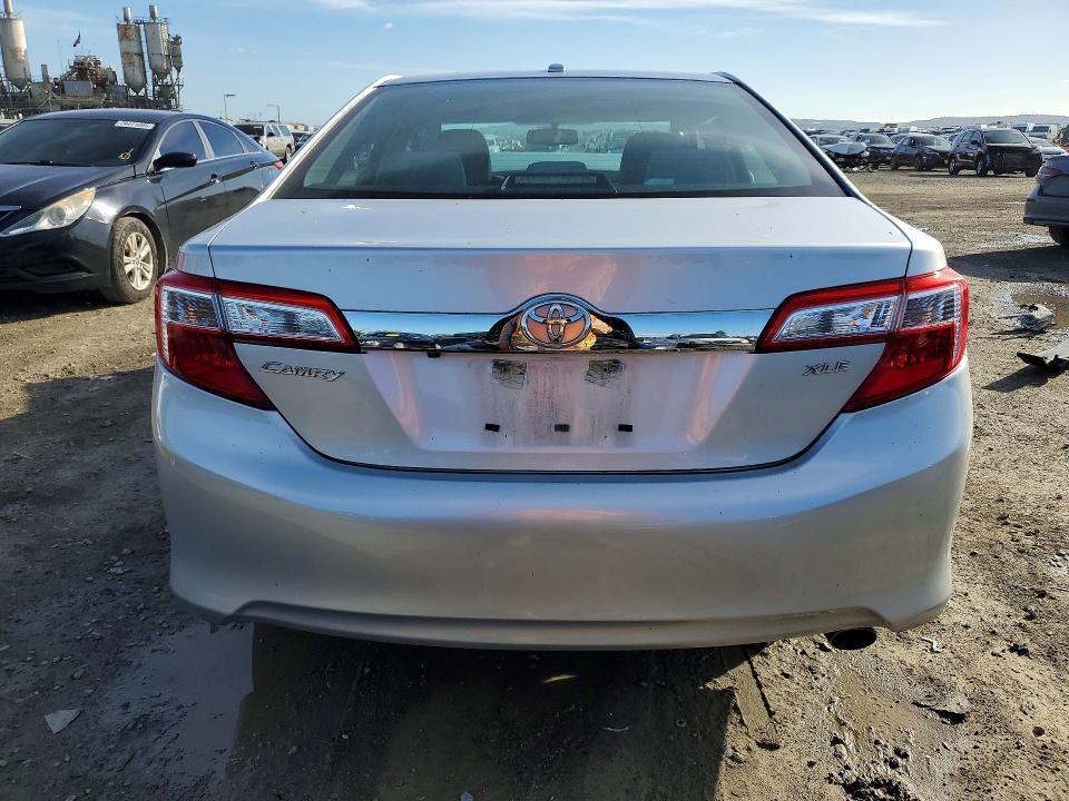 2013 Toyota Camry l
