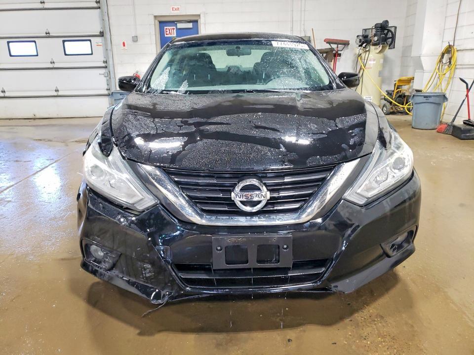 2018 Niss Altima