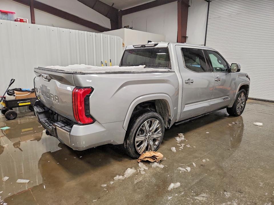 2022 Toyota Tundra Crewmax Capstone