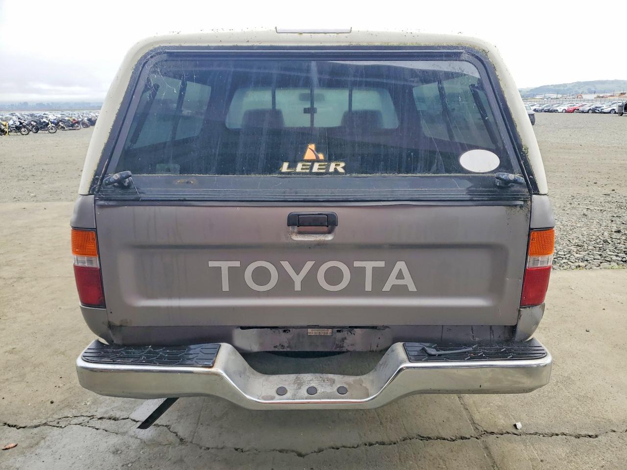1993 Toyota Pickup Deluxe