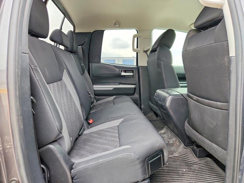 2017 Toyota Tundra Double cab sr