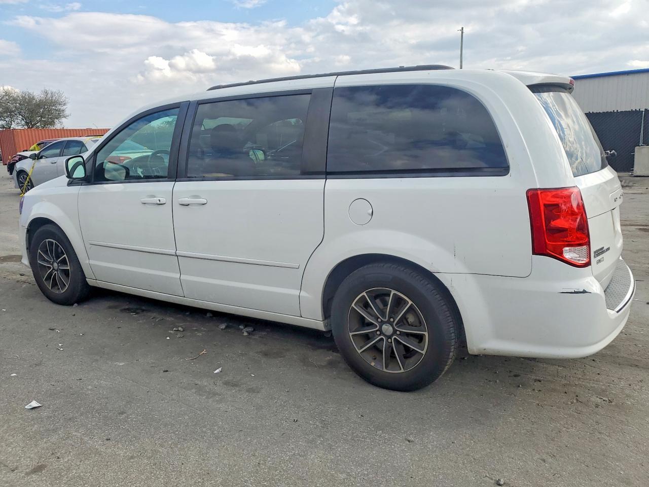 2016 Dodge Grand Caravan R/T