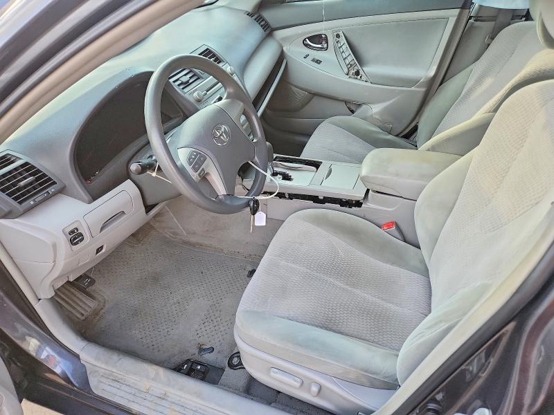2010 Toyota Camry le