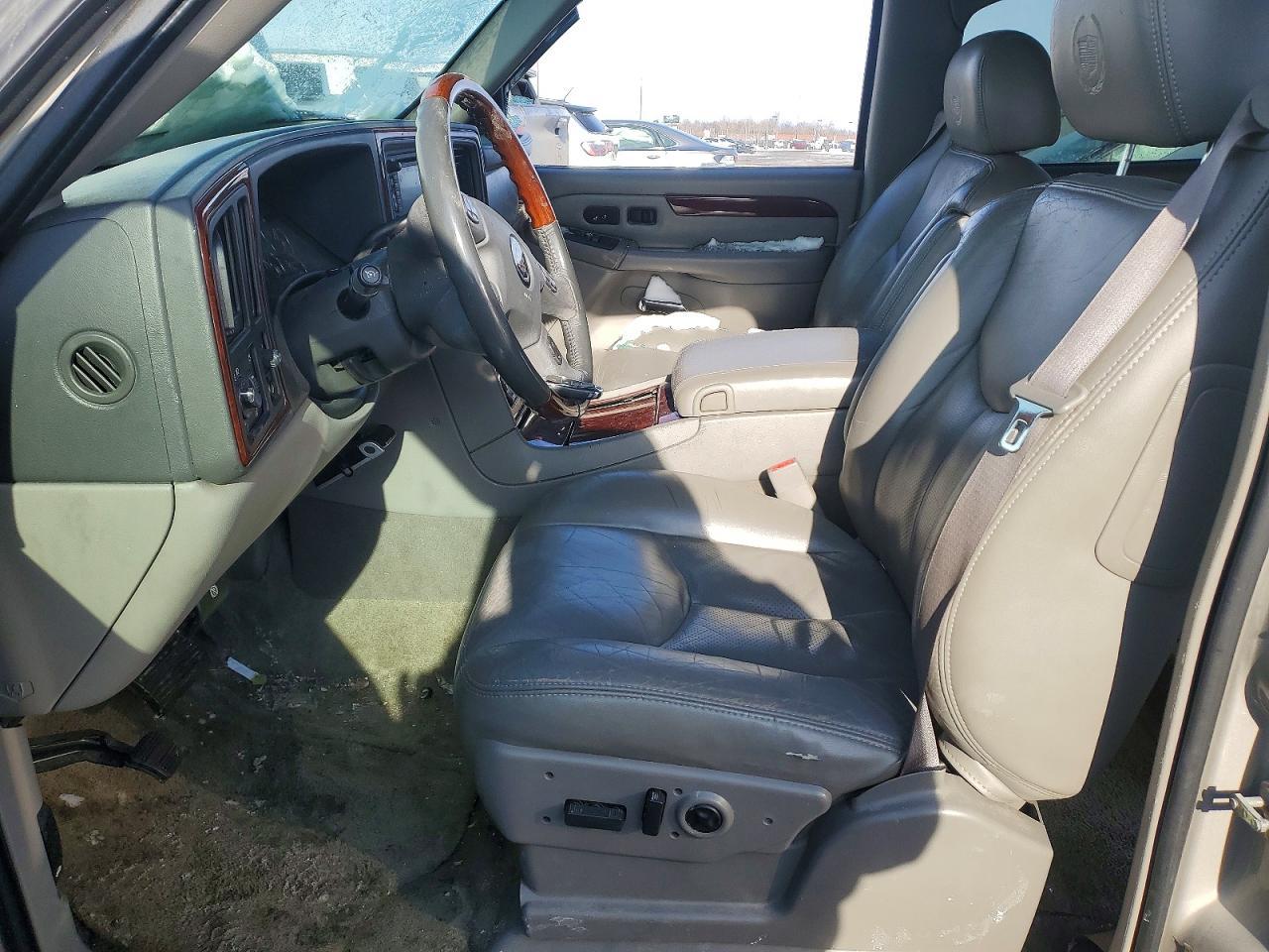 2006 Cadillac Escalade Luxury