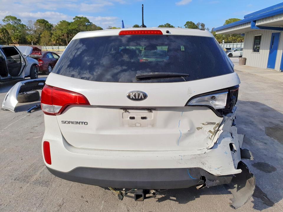 2015 KIA Sorento lx