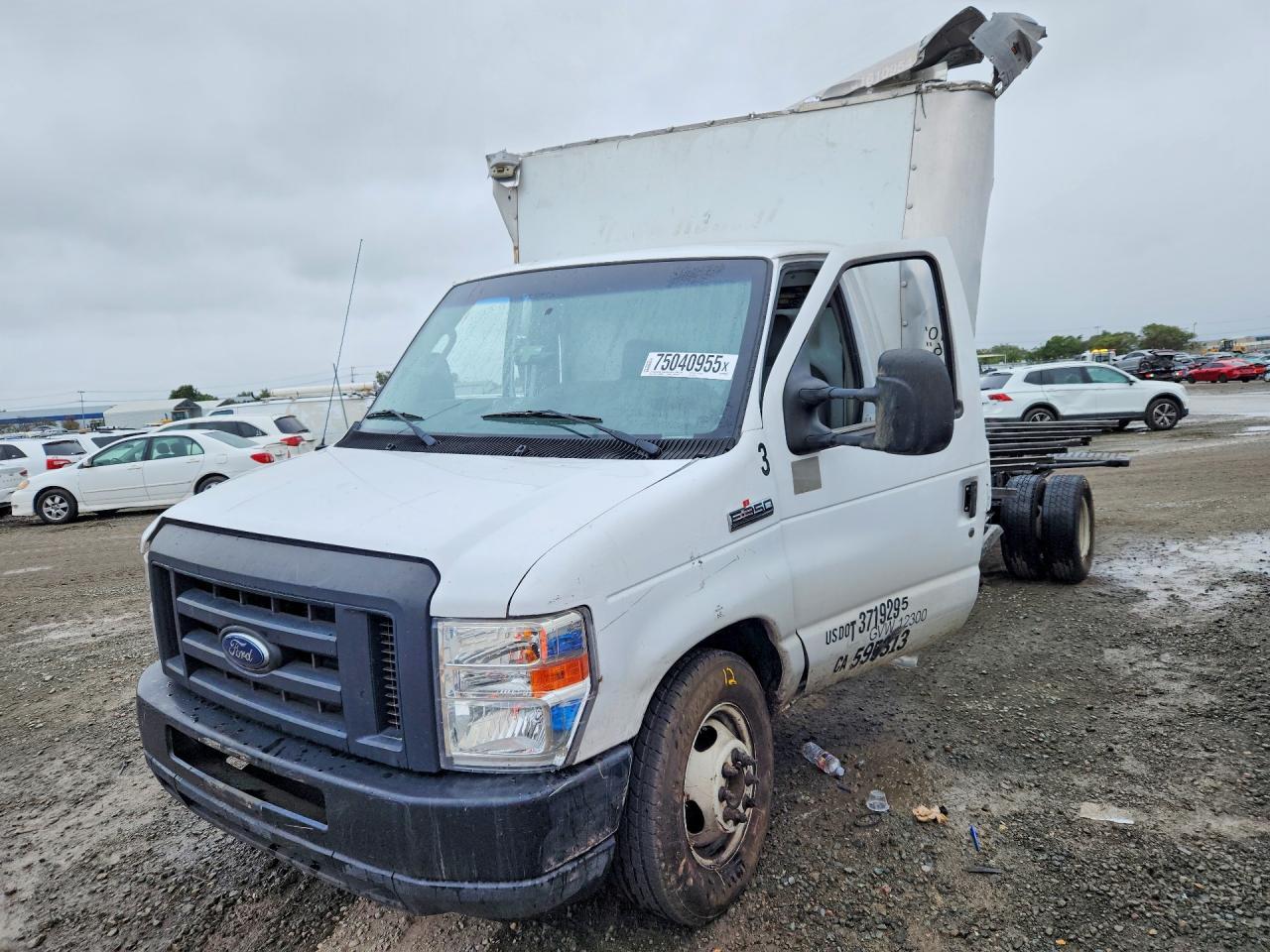 2018 Ford E350 BOX Truck