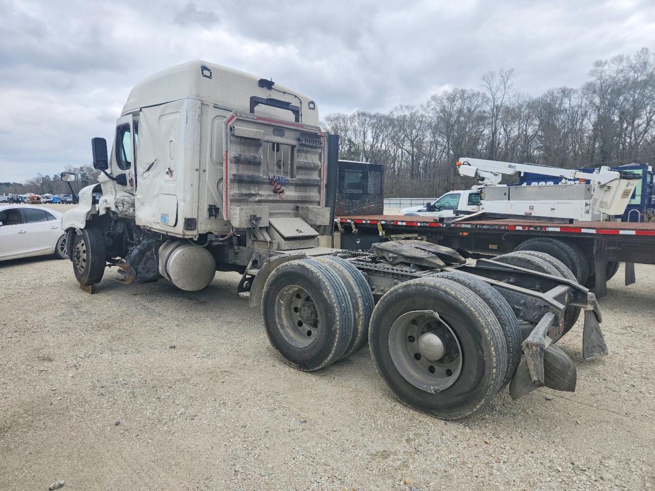 2014 Freigliner 2014 Freightliner Cascadia Semi Truck