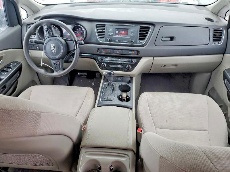 2015 KIA Sedona lx