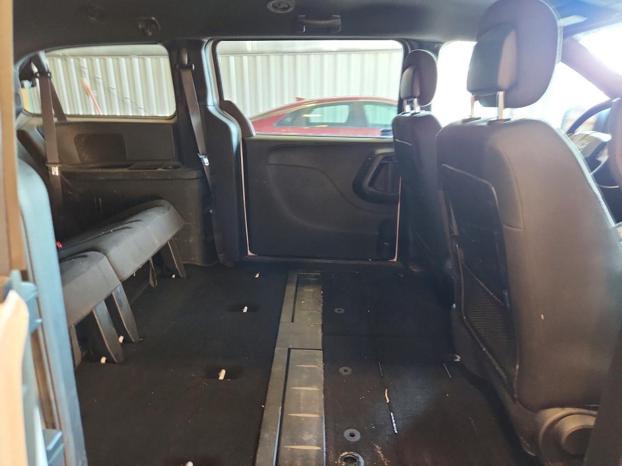 2017 Dodge Grand Caravan se