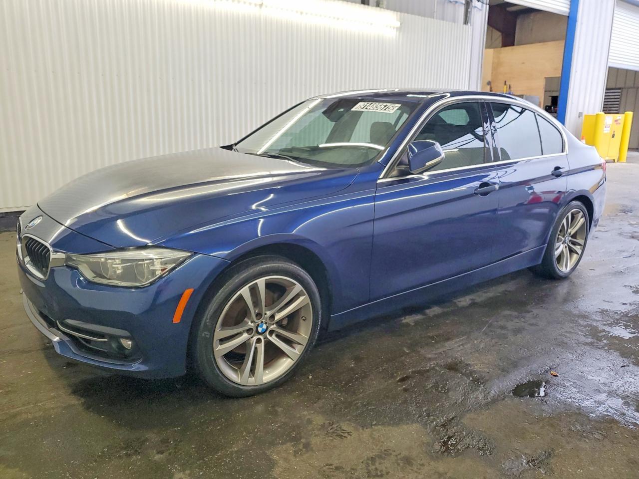 2018 BMW 330 i