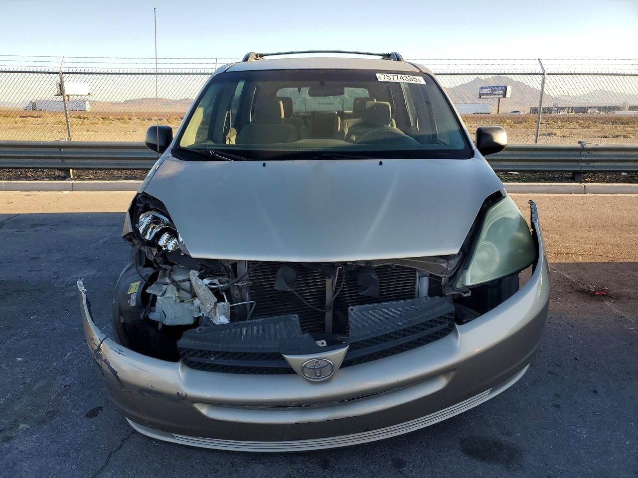 2005 Toyota Sienna ce