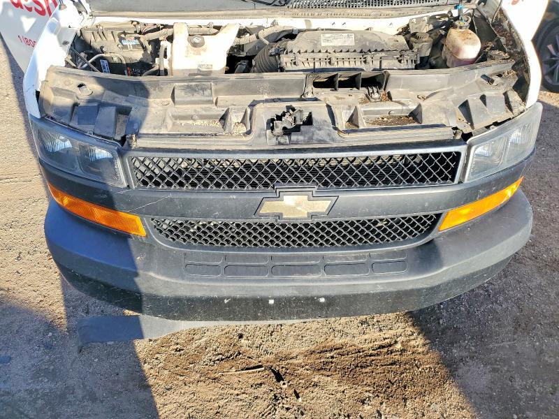 2022 Chevrolet Express G2500