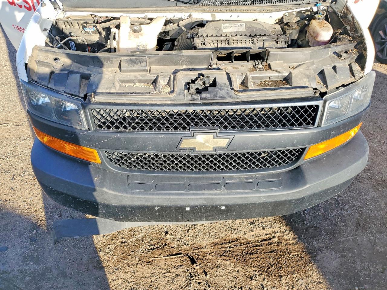 2022 Chevrolet Express G2500