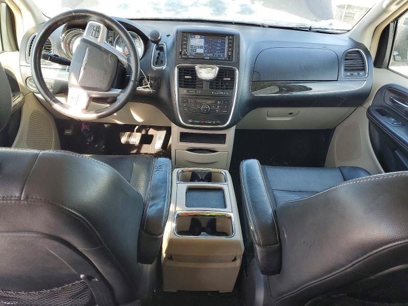 2012 Chrysler Town & Country Touring
