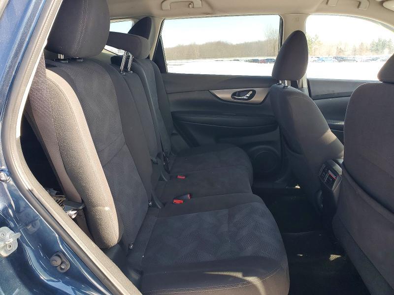2016 Nissan Rogue sv