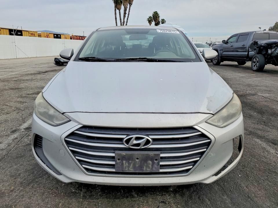 2018 Hyundai Elantra se