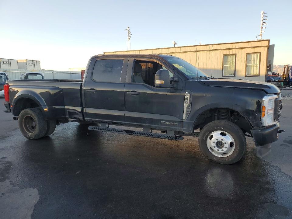 2023 Ford F350 Super Duty