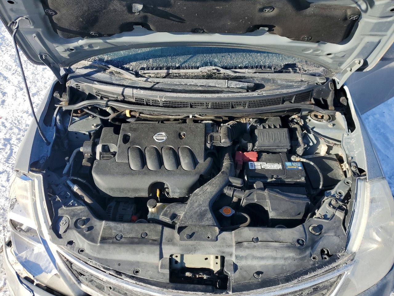 2011 Nissan Versa s