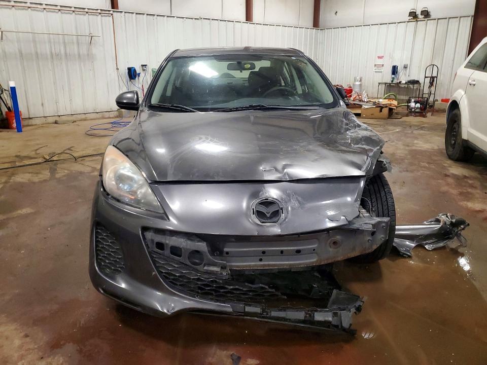 2013 Mazda 3 I