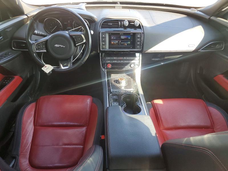 2017 Jaguar Xe R-sport