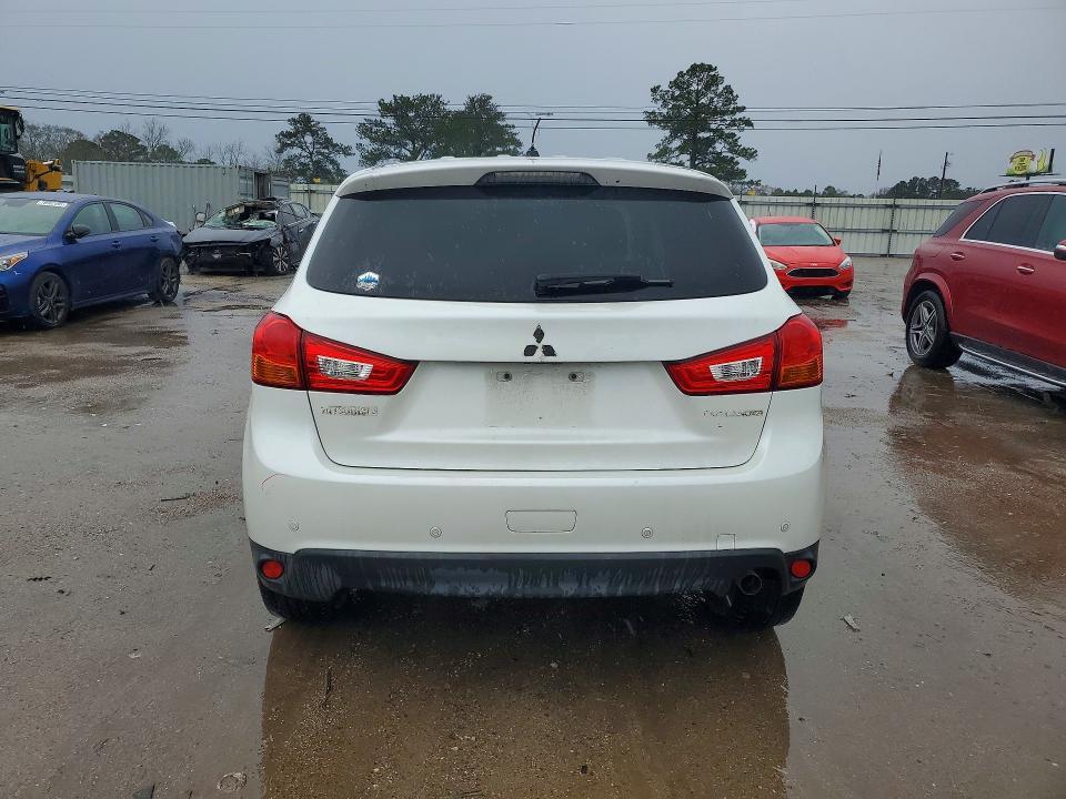 2015 Mitsubishi Outlander Sport es