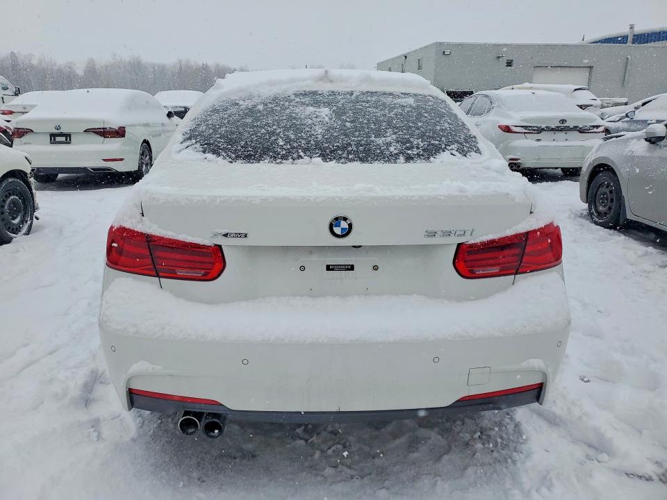 2018 BMW 330 xi