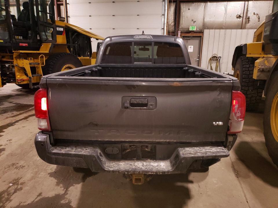 2016 Toyota Tacoma trd Sport