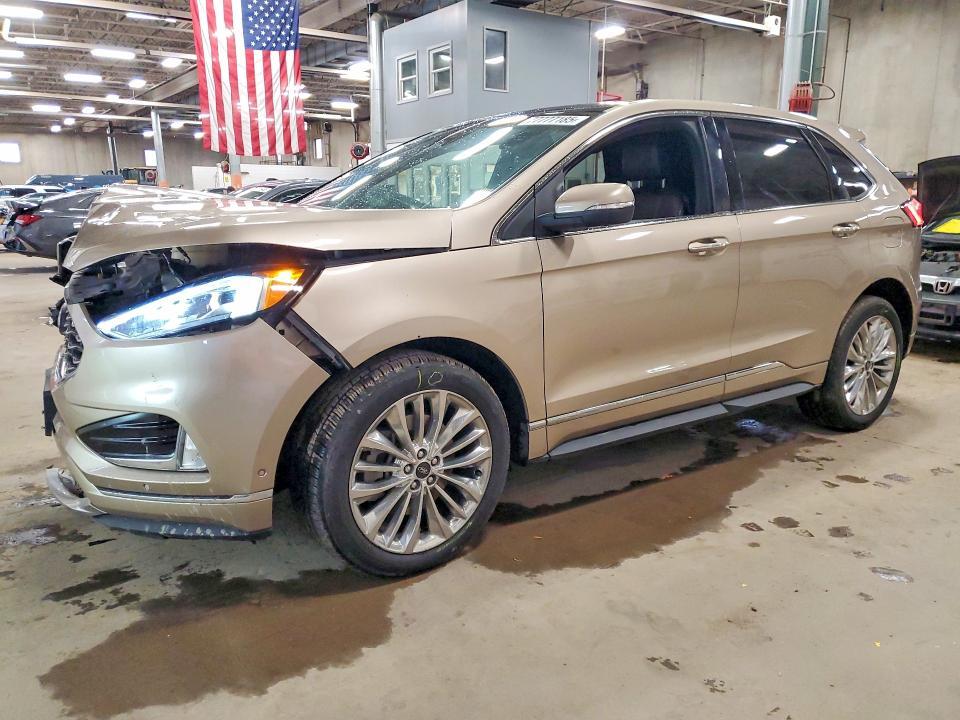 2021 Ford Edge Titanium