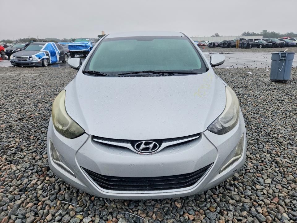 2014 Hyundai Elantra se