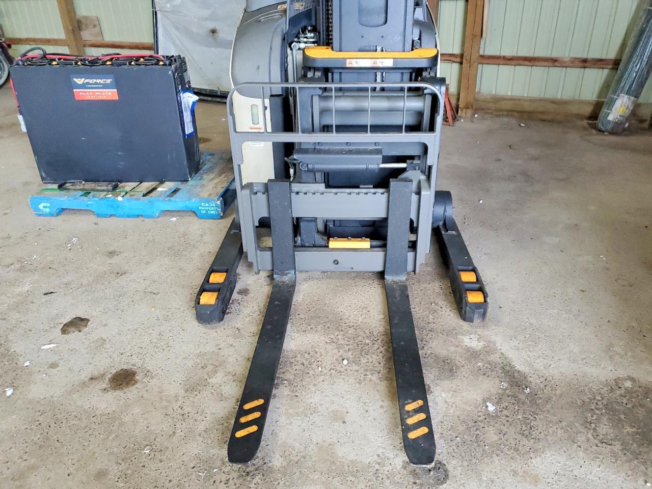 2025 Crown Forklift-Reach