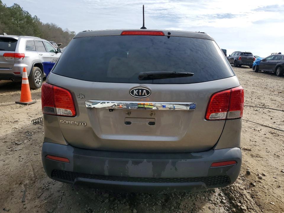 2011 KIA Sorento lx