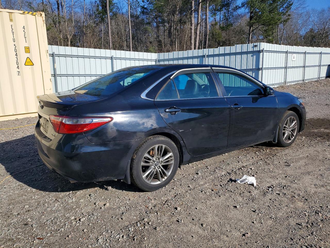 2015 Toyota Camry le