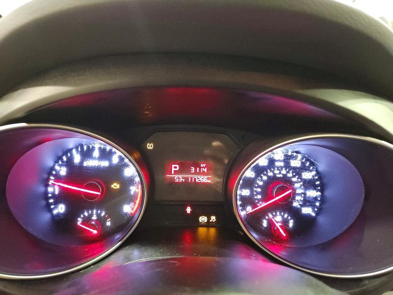 2015 KIA Sedona lx