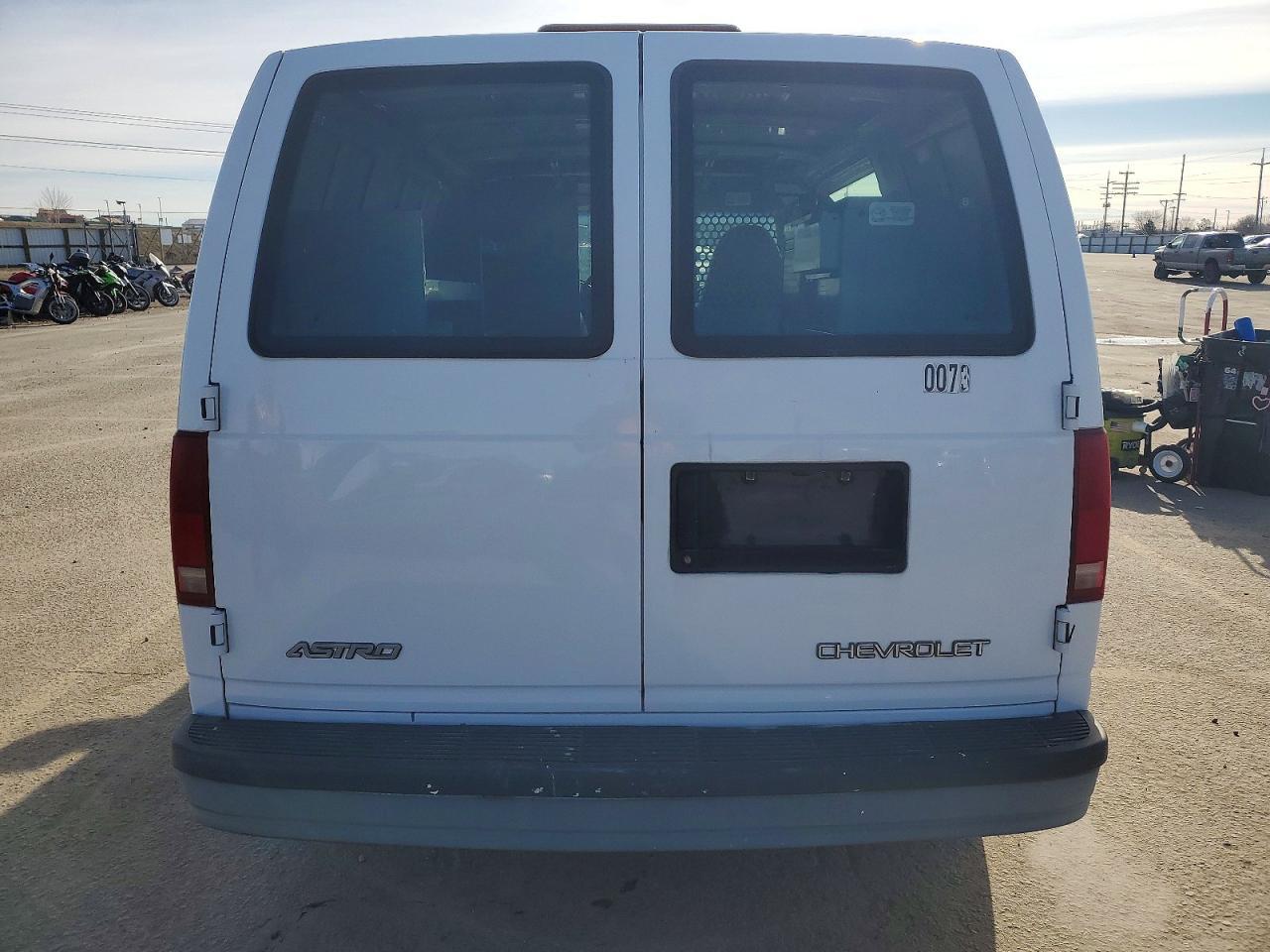 2000 Chevrolet Astro