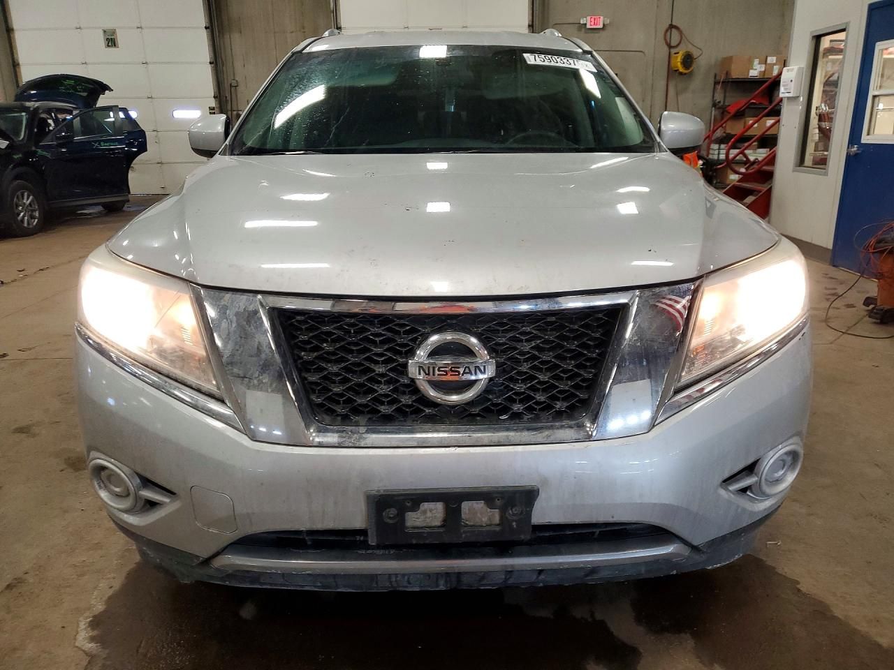 2014 Nissan Pathfinder s