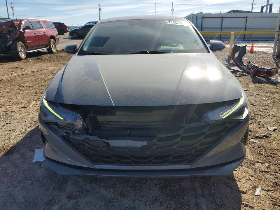 2021 Hyundai Elantra se