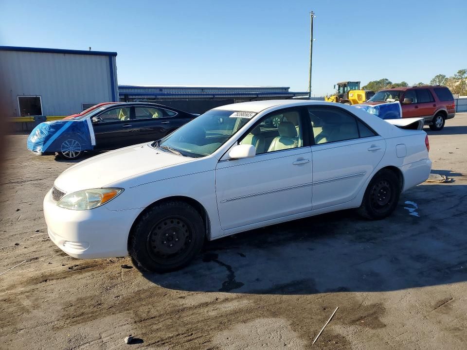 2004 Toyota Camry le