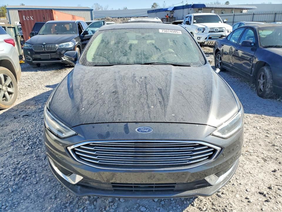 2018 Ford Fusion se