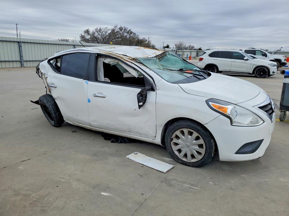 2019 Nissan Versa s