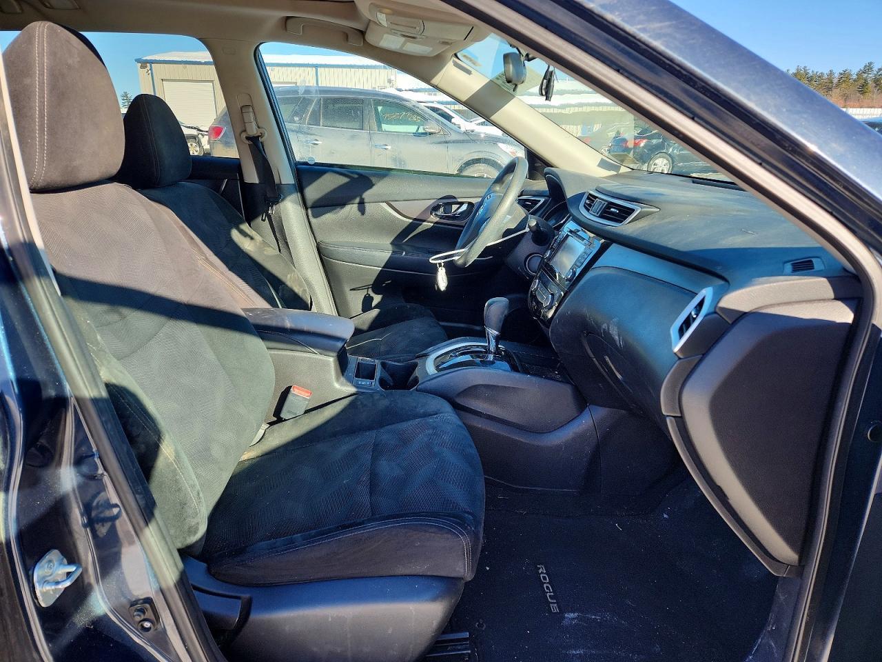 2015 Nissan Rogue s