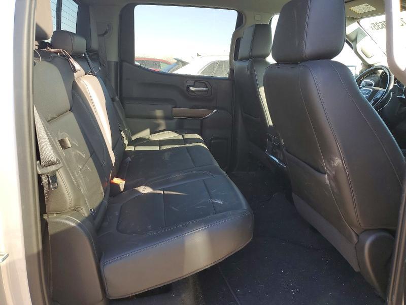 2020 GMC Sierra K1500 slt