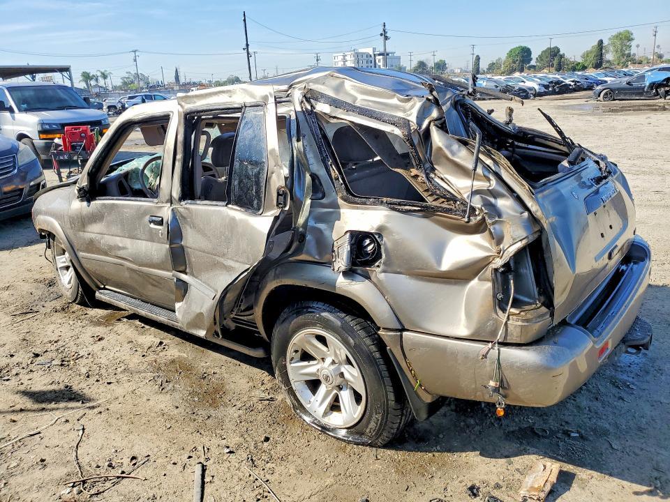 2003 Nissan Pathfinder se