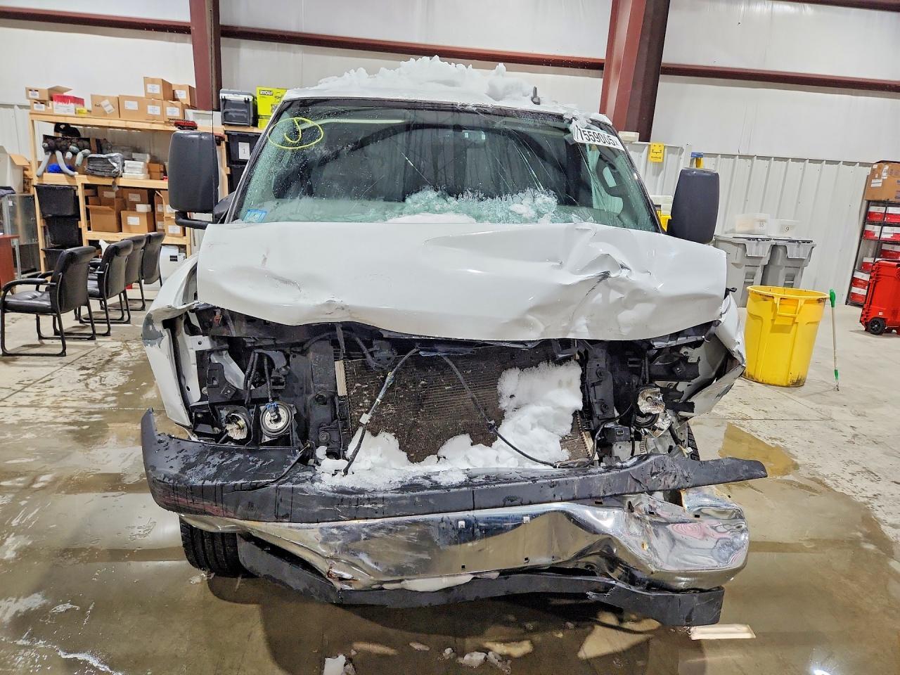 2023 GMC Savana Cutaway G3500