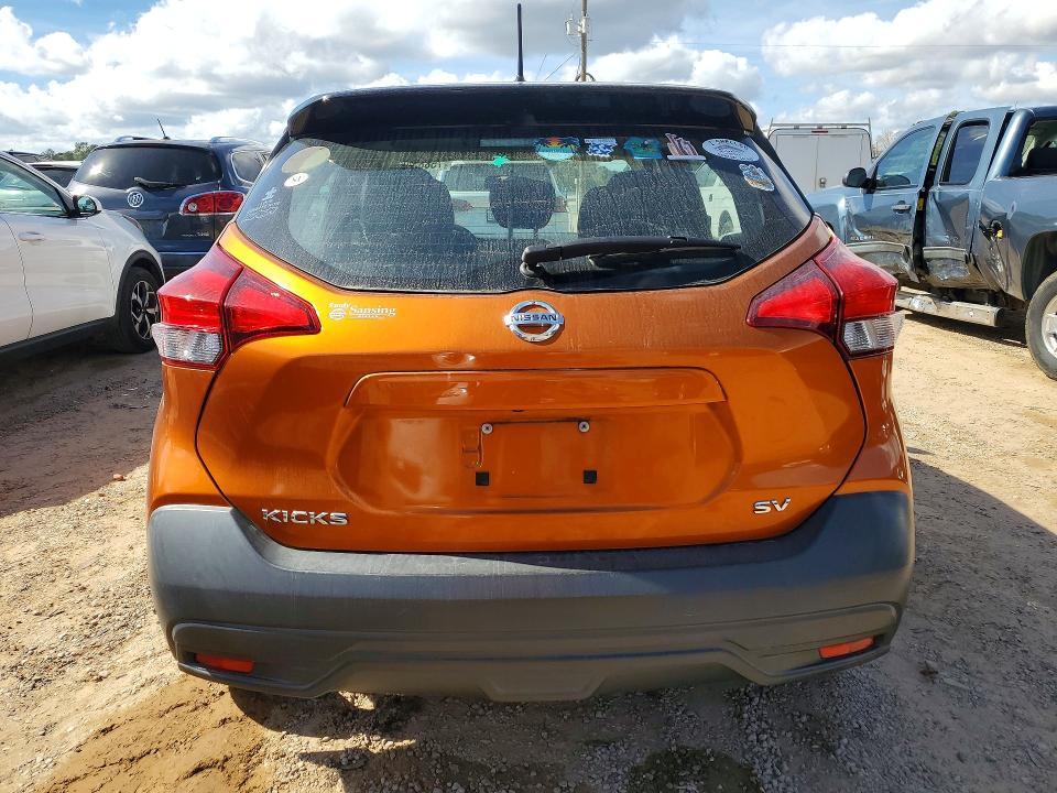 2019 Nissan Kicks s