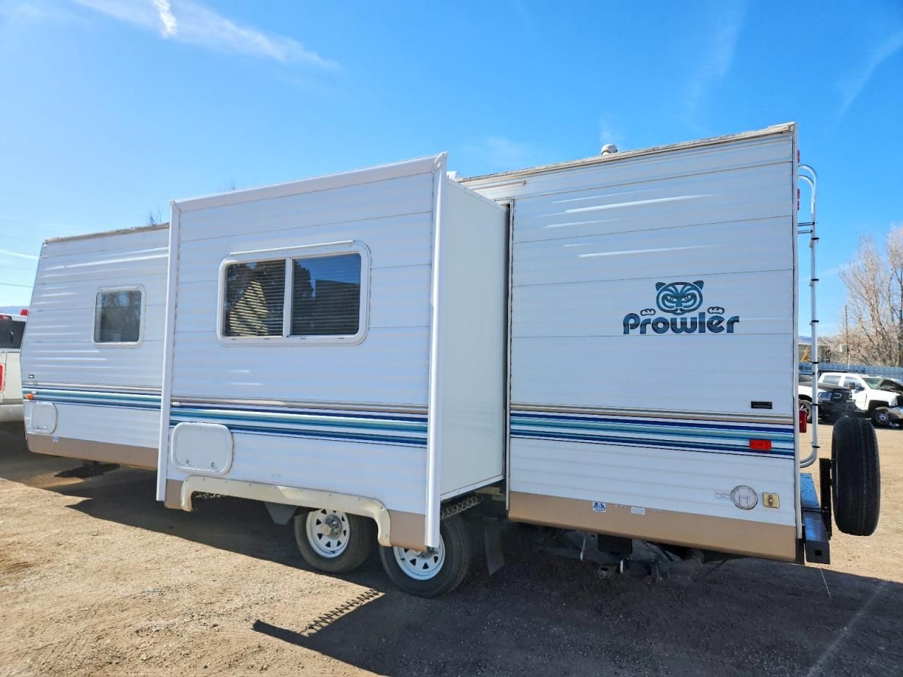 2003 Prowler Camper