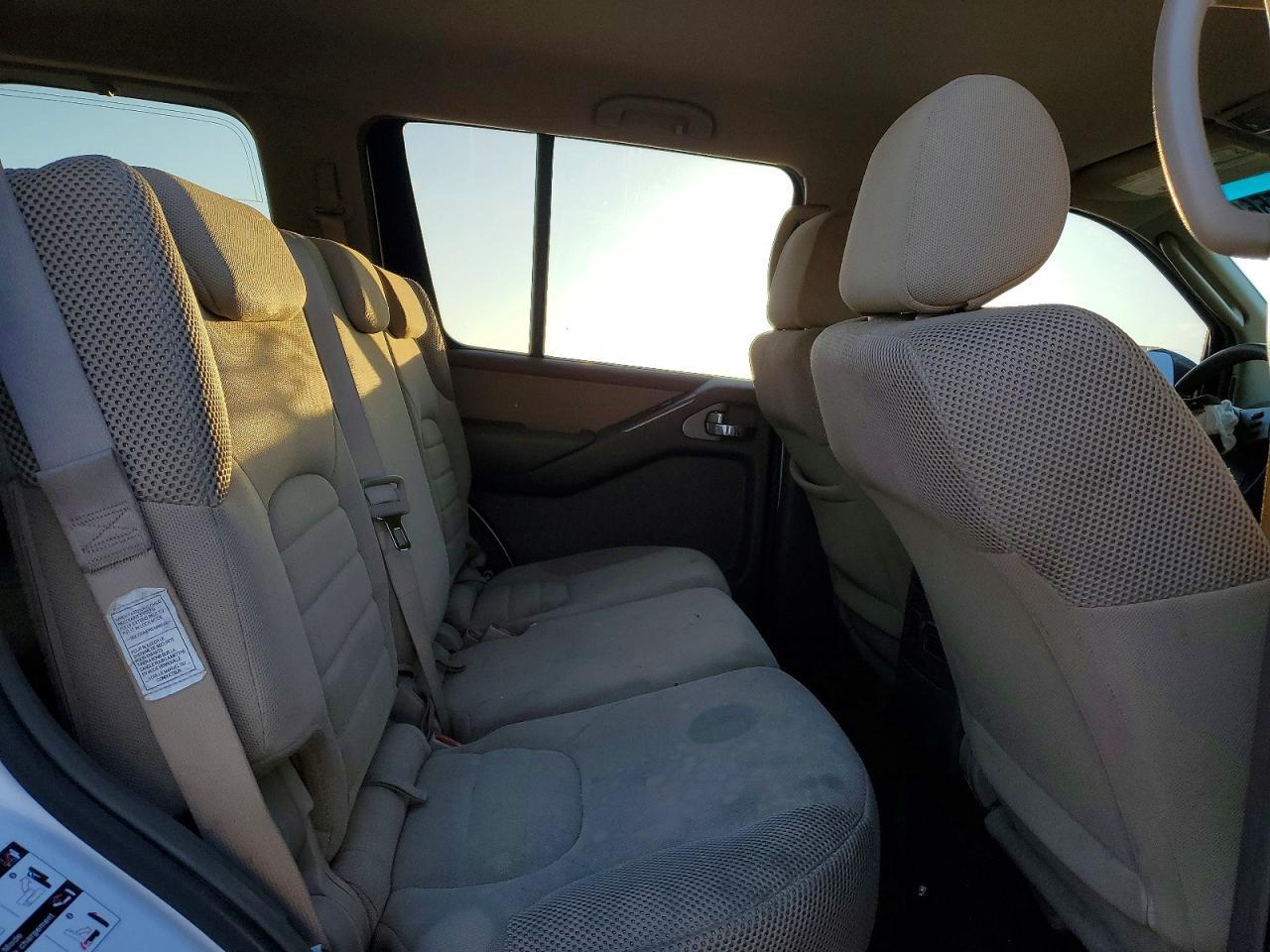 2008 Nissan Pathfinder s