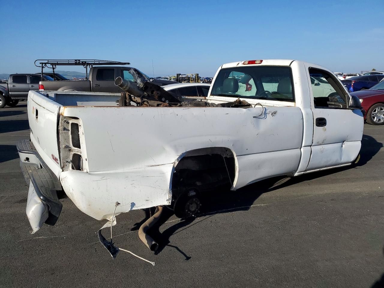 2005 GMC New Sierra C1500
