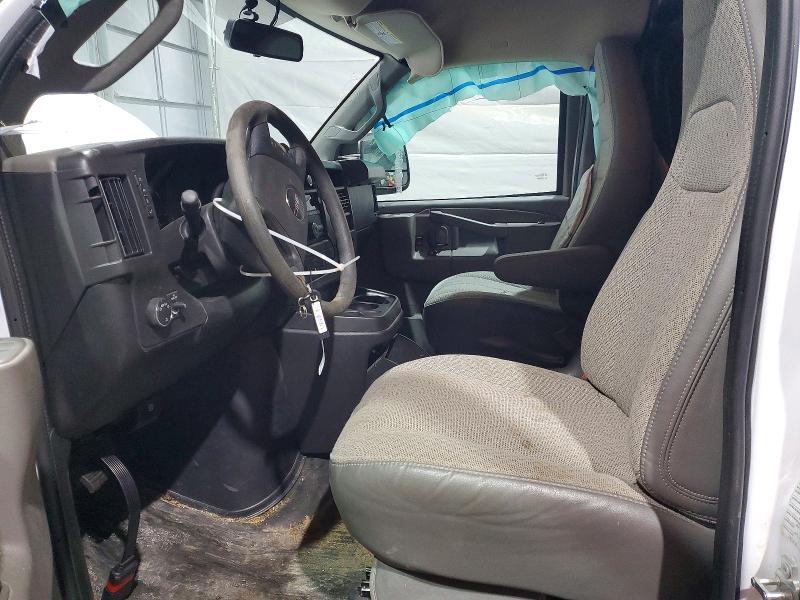 2025 GMC Savana 2500 Cargo Utility / Service van