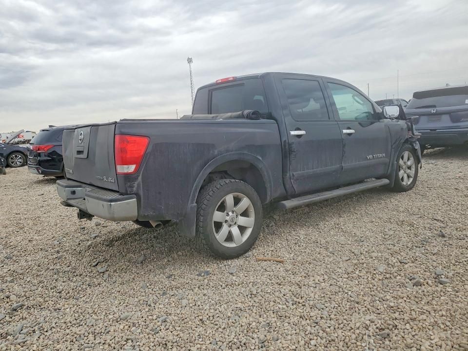 2011 Nissan Titan sv