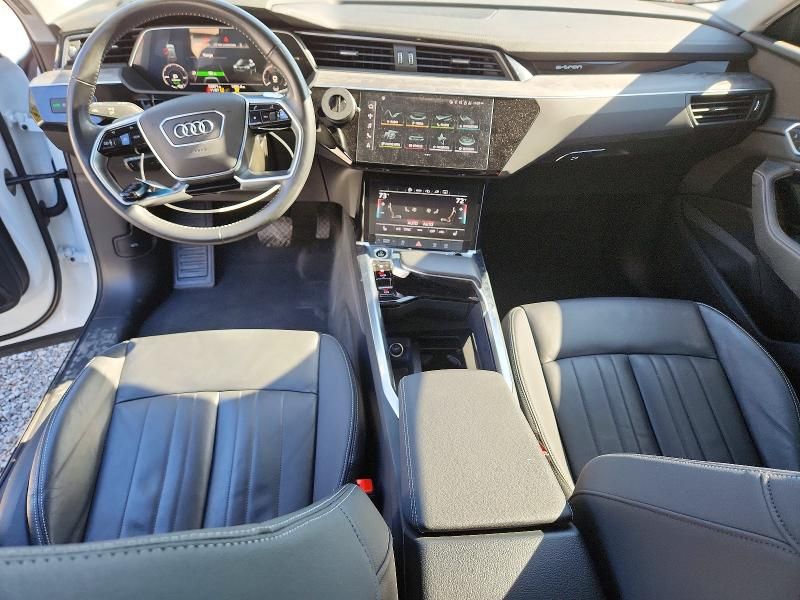 2021 Audi E-tron Premium